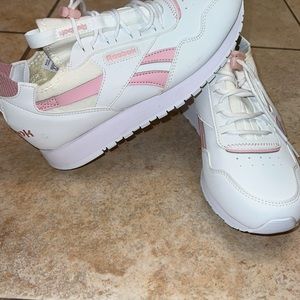 *BRAND NEW * classic Harman run sneakers REEBOK SNEAKERS